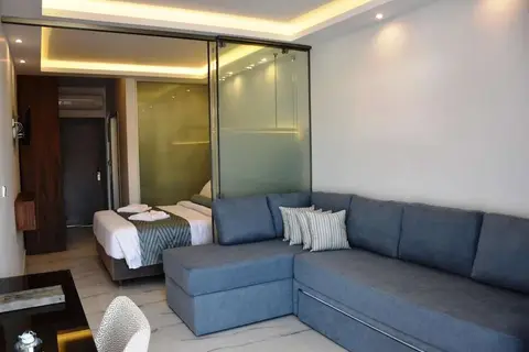 4 You Boutique in Μεταμόρφωση — foto 17