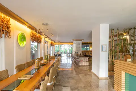 Bora Bora Butik in Alanya — foto 23