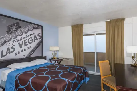 Super 8 by Wyndham Las Vegas North Strip/Fremont St. Area in Las Vegas, foto 4