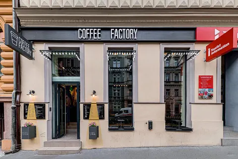 Royal Court Legerova foto 4