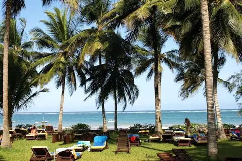 Papillon Lagoon Reef in Ukunda — foto 11