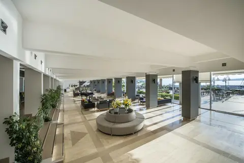 Altin Yunus Resort & Thermal Hotel in Çeşme — foto 4