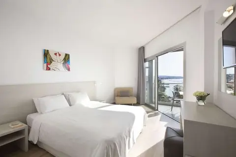 Harmony Bay Hotel in Limassol — foto 19