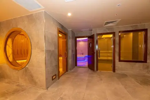 Ramada by Wyndham Istanbul Pera in Beyoğlu — foto 22
