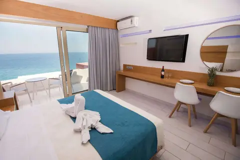 Europa Resort Hotel in Panormos — foto 6