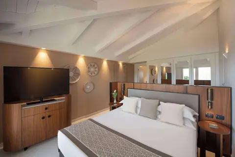 Baia di Chia Resort Sardinia, Curio Collection by Hilton in Domus De Maria — foto 30