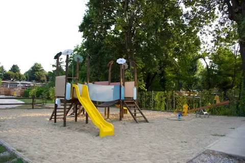 Lido Verbano in Castelletto sopra Ticino — foto 17