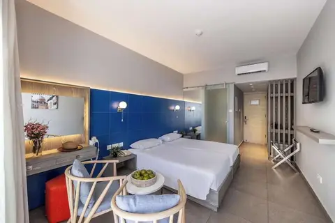Park Beach Hotel in Γερμασόγεια — foto 4