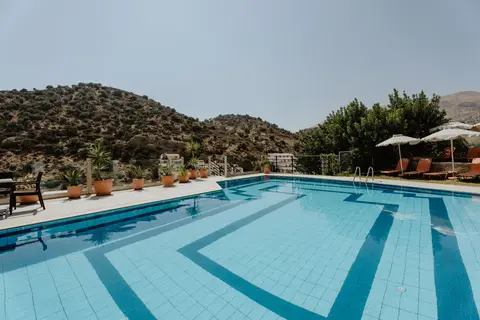 Petra Hotel in Αγία Γαλήνη — foto 6