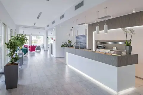 Seven Park Hotel in Colico — foto 7