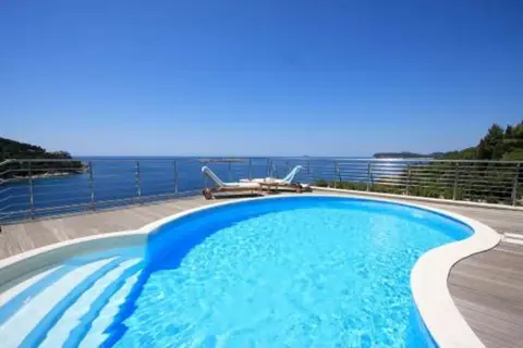 More in Dubrovnik — foto 2