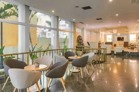 Villa Laredo in Fuengirola — foto 5
