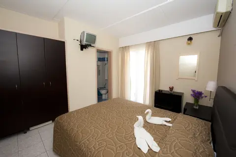 Koala in Kos-Stad — foto 19