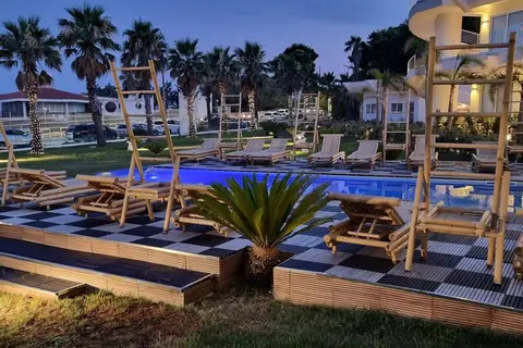 Jonium Hotel in Pulsano — foto 4