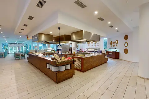 Tropic Garden Hotel & Apartments in Santa Eulària des Riu — foto 23