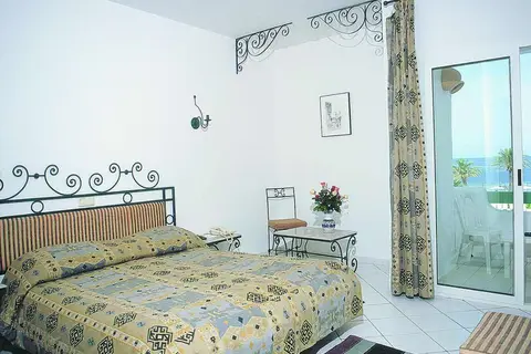 El Mouradi Skanes Beach in المنستير — foto 28
