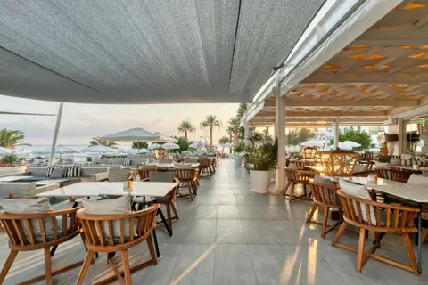 King Jason Protaras - Designed for adults by Louis Hotels in Παραλίμνι — foto 4