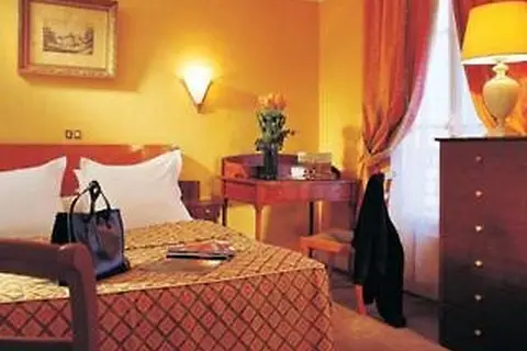 Hôtel des Ecrivains in Parijs — foto 10
