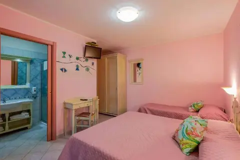 Hotel Solanas in Solanas — foto 2