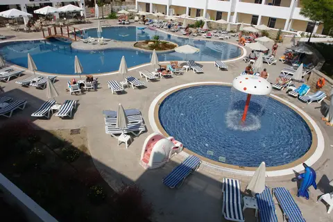 Matina Pefkos ApartHotel in Πεύκοι — foto 26