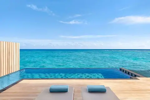 Hilton Amingiri Maldives Resort in Amingiri Resort — foto 15