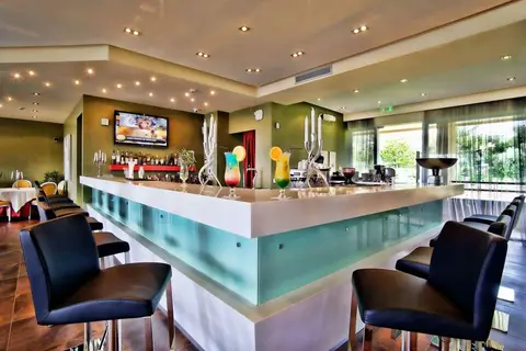 Royal Paradise Beach Resort & Spa in Ποτός — foto 6