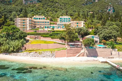Canvas by Mitsis Belvedere in Δημοτική Ενότητα Μελιτειέων — foto 3