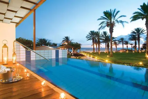 Constantinou Bros Asimina Suites Hotel in Geroskipou — foto 21
