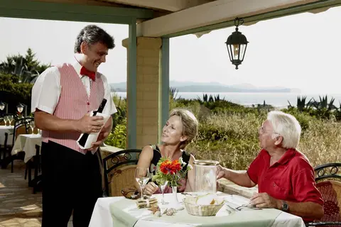 St. George's Bay Country Club in Αχαράβη — foto 10