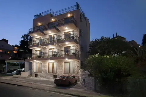 Hotel Twelve by Aycon in Budva — foto 9