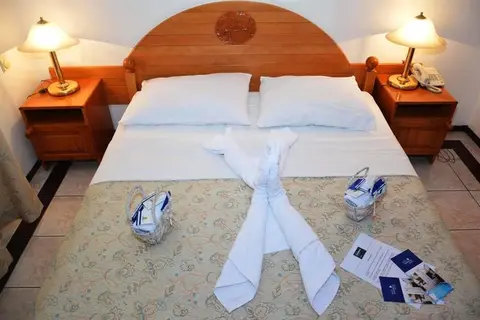 Admiral in Budva — foto 12