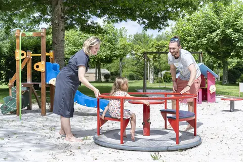 Camping Le Capeyrou in Beynac-et-Cazenac — foto 22