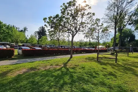 Camping Italia Lido in Castelletto sopra Ticino — foto 9