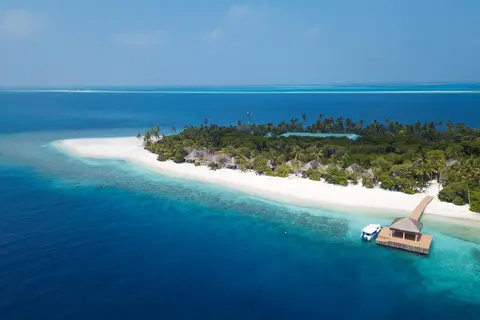 Dreamland The Unique Sea & Lake Resort / Spa in Hirundhoo