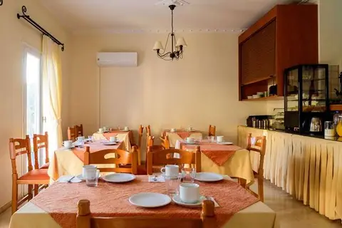 Karidis Hotel in Thira Municipal Unit, foto 8