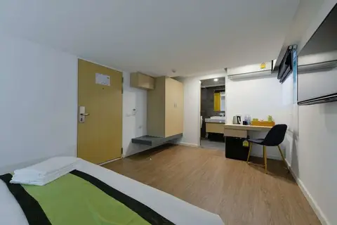 iCheck inn Sukhumvit 19 in Bangkok — foto 12
