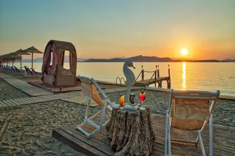 Venus Beach Bungalows Hotel in Δημοτική Ενότητα Στυραίων — foto 9