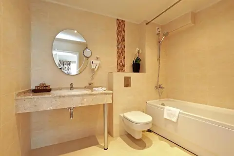 White Rock Castle Suite Hotel in Златни пясъци — foto 15