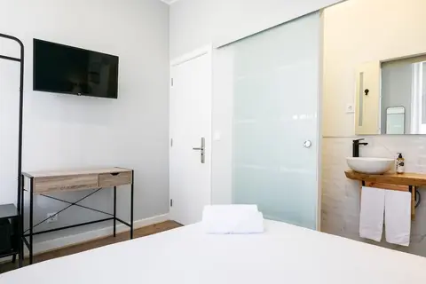 Lisboa 85 Suites & Apartments in Almada, foto 28