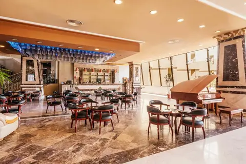 AMC Royal Hotel & Spa in الاحياء — foto 11