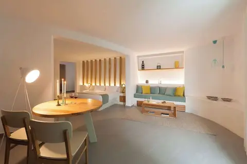 Neptune Luxury Spa Suites in Thira Municipal Unit, foto 8