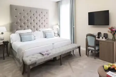 Lamaro Hotel in Barcelona — foto 18