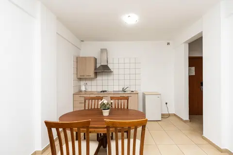 Flora Hotel Apartments in Παραλίμνι — foto 5