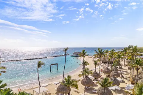 Fly & Go Mangrove Beach Corendon, Curio by Hilton in Willemstad, foto 56