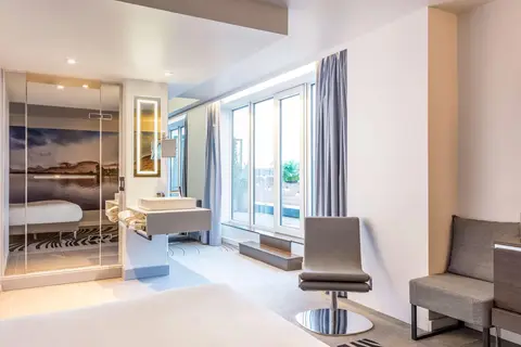 Novotel Edinburgh Centre in Edinburgh — foto 11