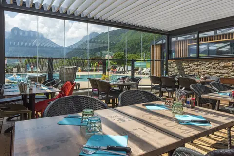 L Ideal in Lathuile — foto 18