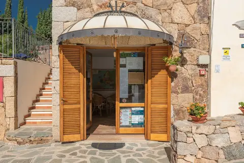 Appartementen Residence Bouganvillage in Tanaunella — foto 24
