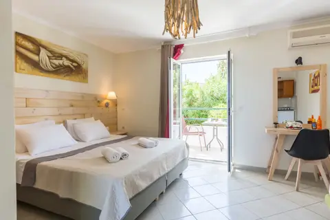 Cavos Beach House in Δημοτική Ενότητα Λευκιμμαίων — foto 4