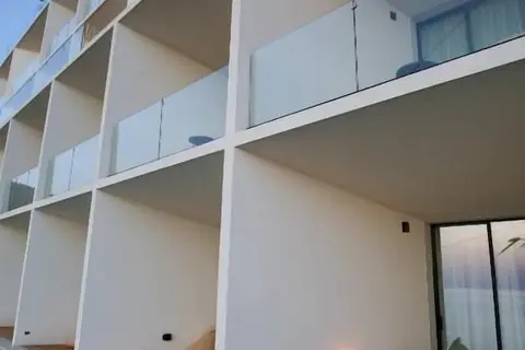 Nobus Hotel in Vlora — foto 10