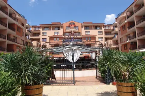 Aparthotel Efir in Несебър